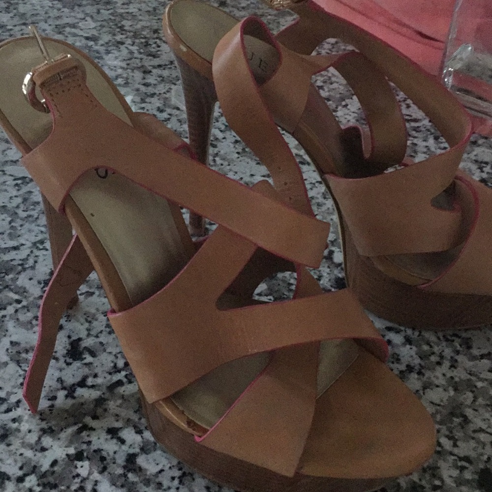 Guess heels size 7